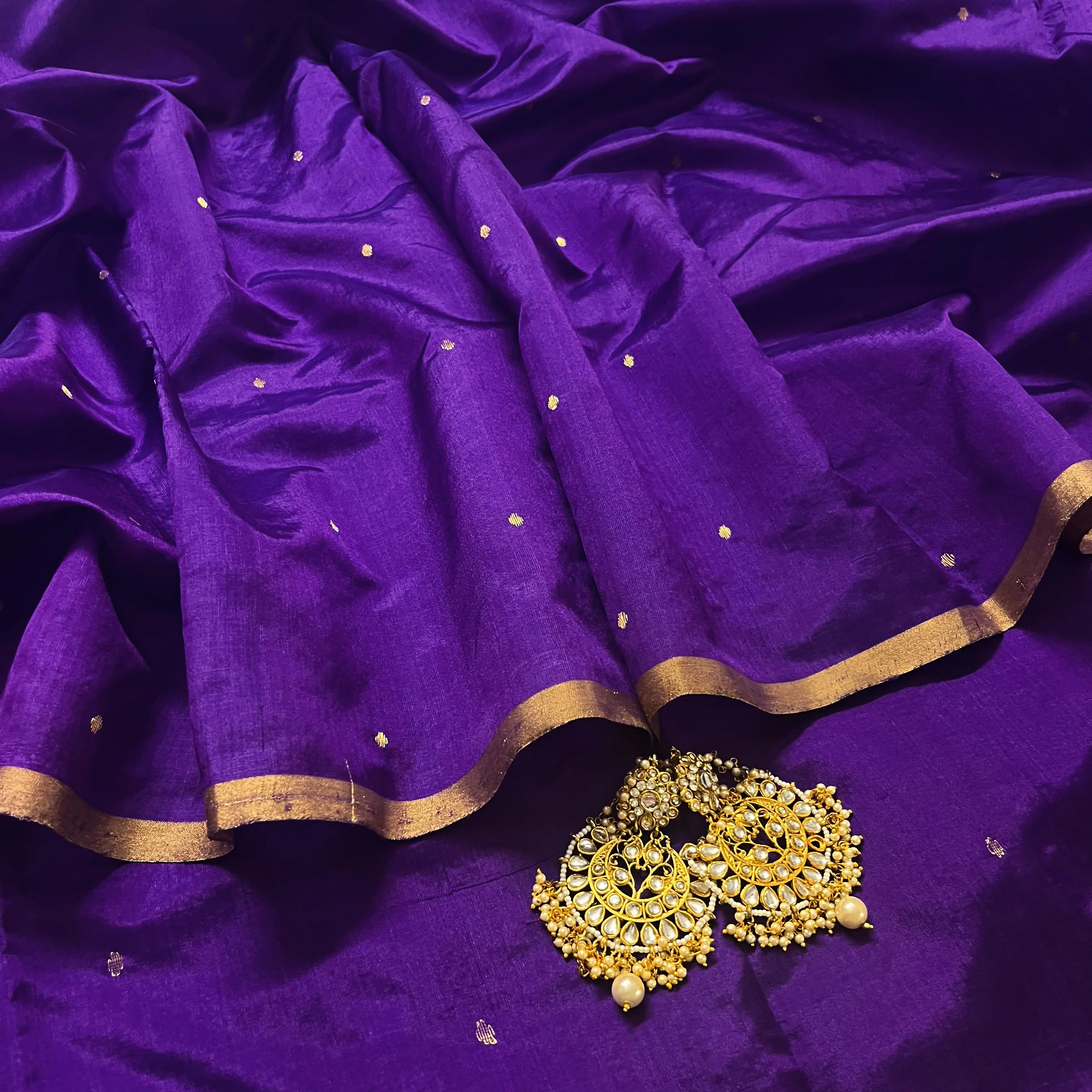 Violet chanderi silk saree with zari bootis all over - Image 6