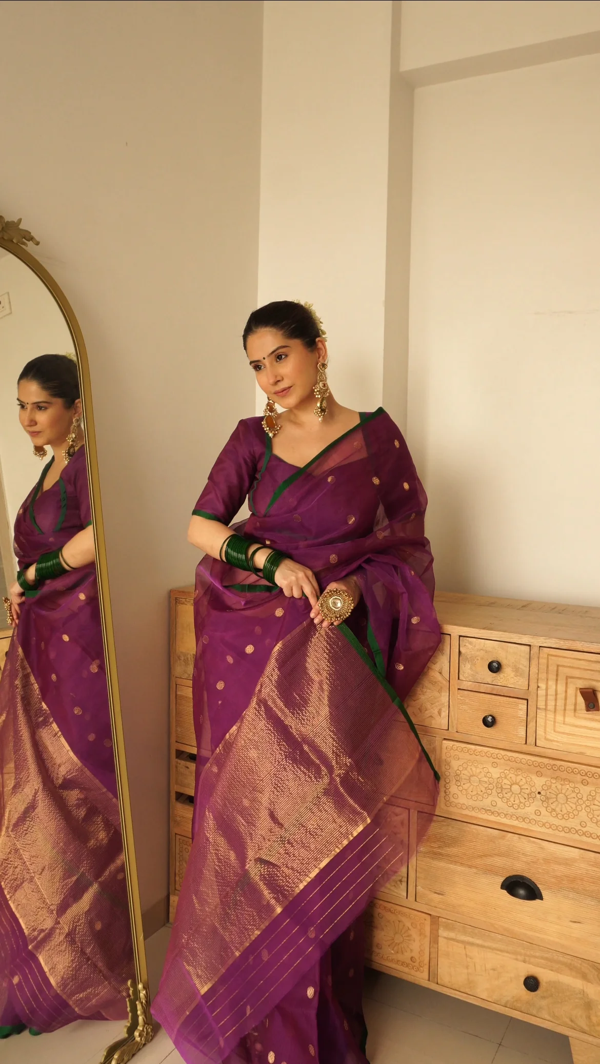 Violet dual tone chanderi silk saree with zari bootis all over - Image 5