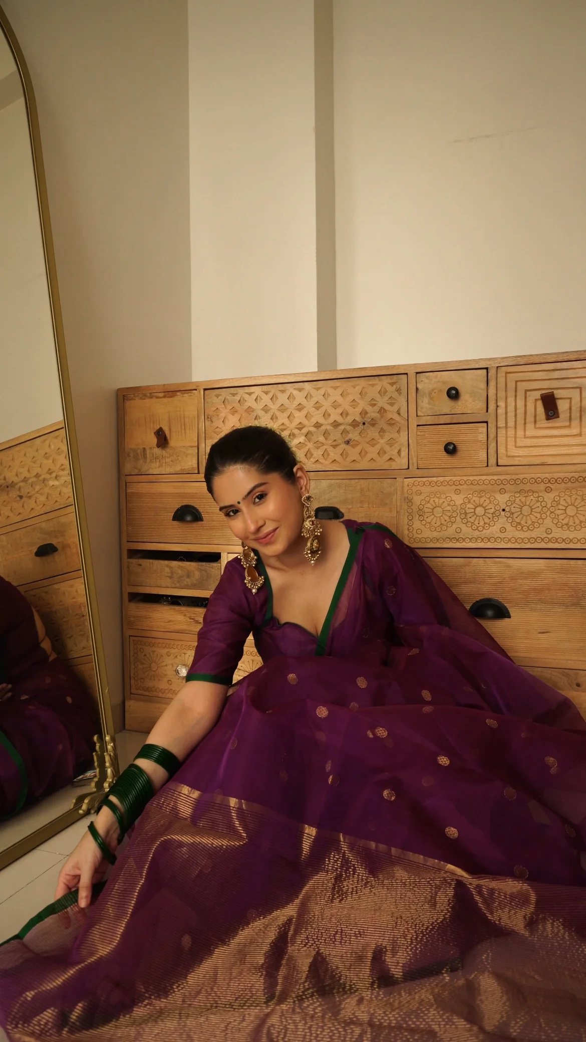 Violet dual tone chanderi silk saree with zari bootis all over - Image 8