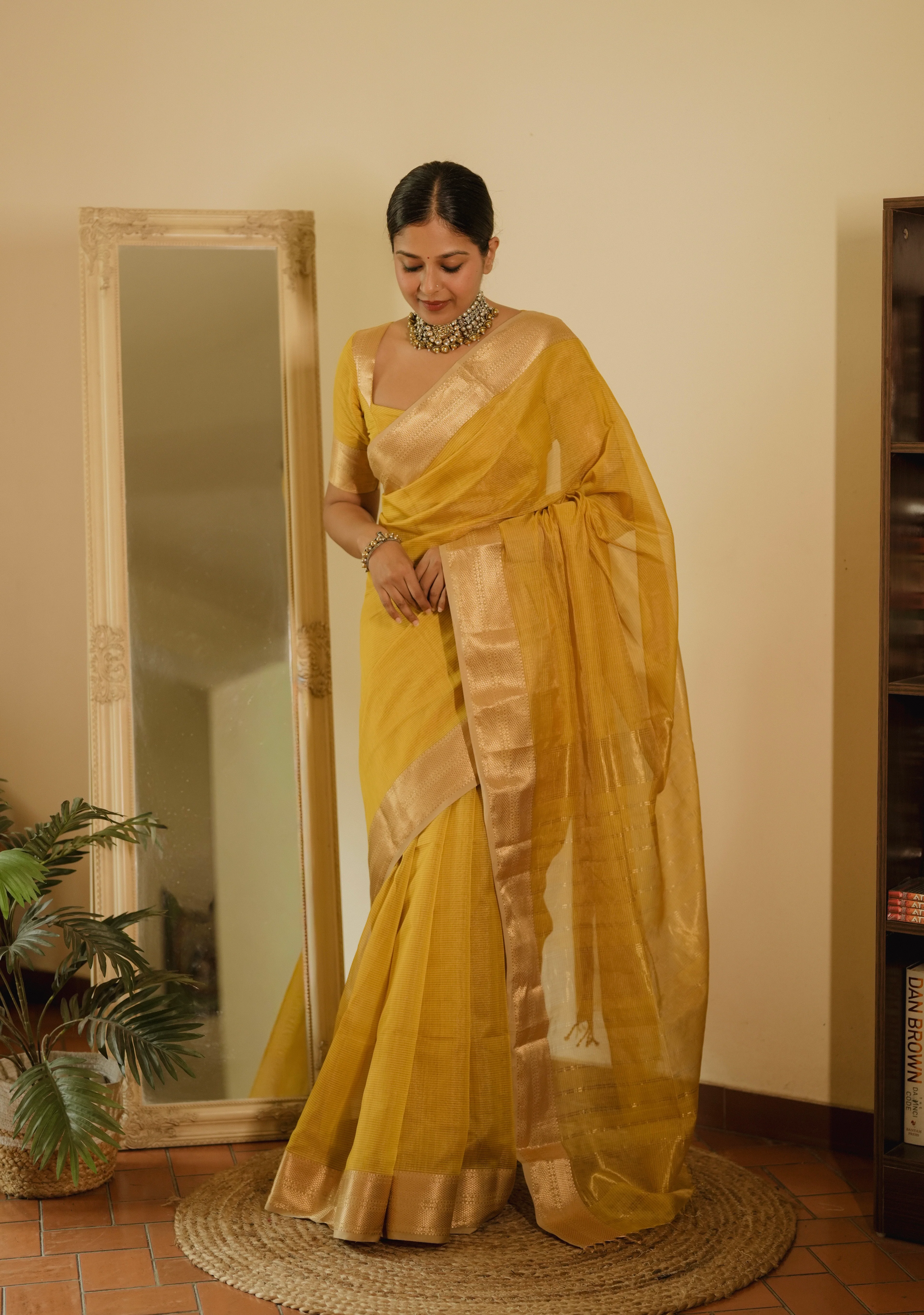 Yellow Maheshwari saree with zari lines all over - Image 2