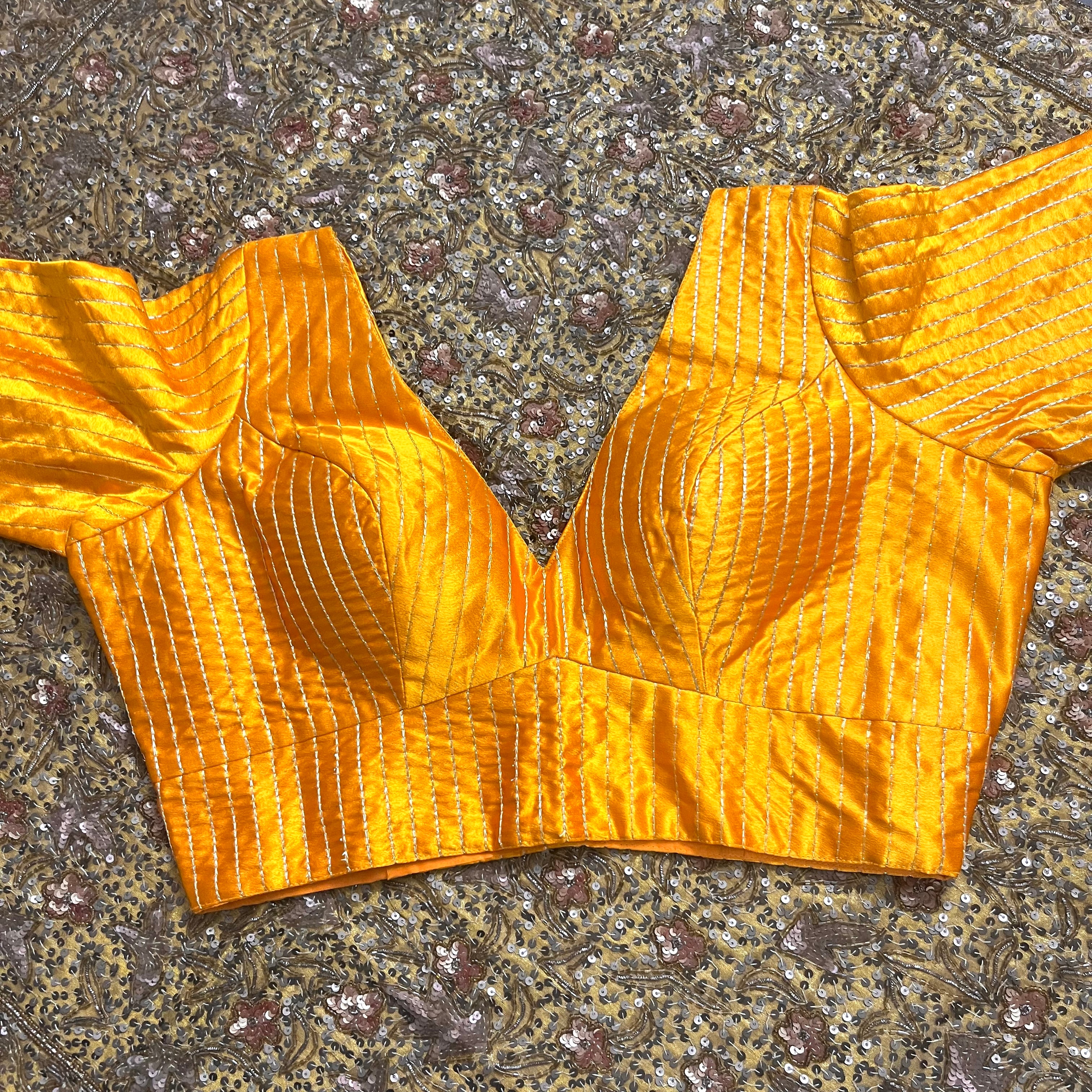 Yellow stitched V neck blouse - Image 4