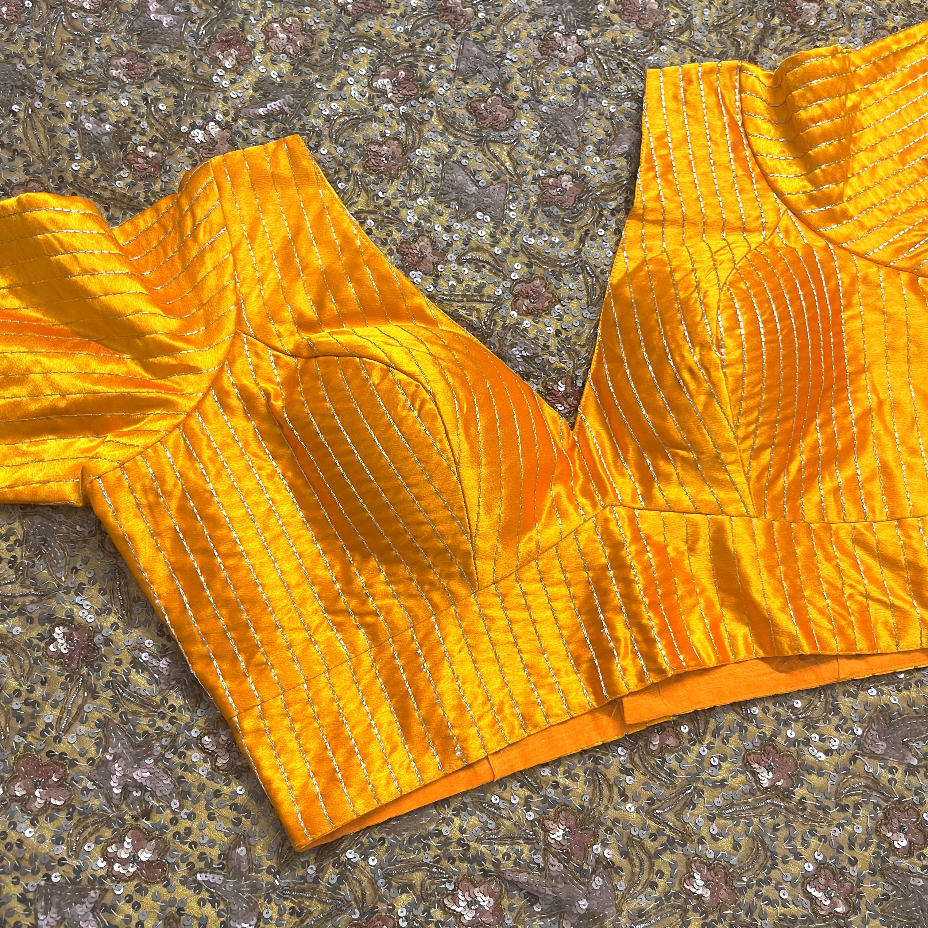 Yellow stitched V neck blouse - Image 5